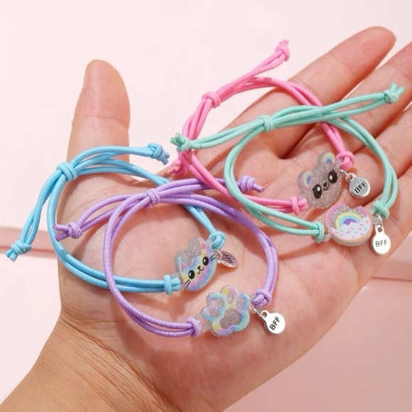 4 pack BFF bracelets - Picture 2 of 3